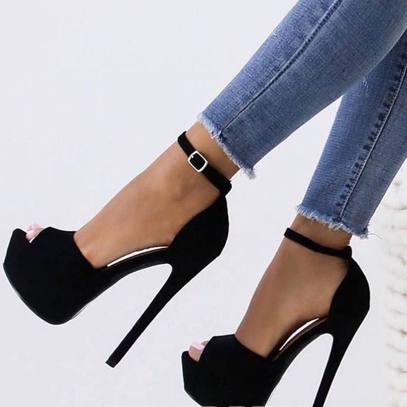 Jessica Simpson Shoes - Jessica simpson Beeya Ankle strap Platform Sandals